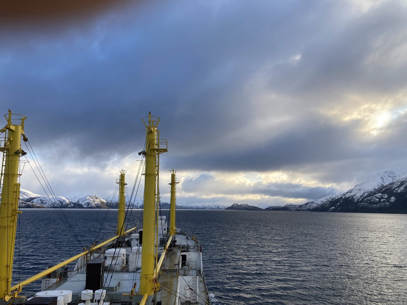 Paso Tortuoso West bound, Strait of Magellan